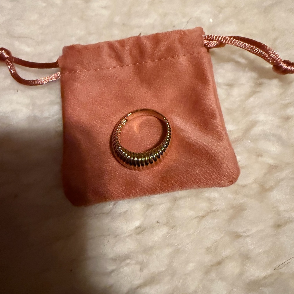 Mejuri Gold Ribbed Dome Ring